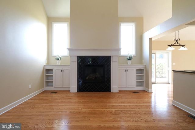 135 FERNLEAF CT, State College, PA 16801