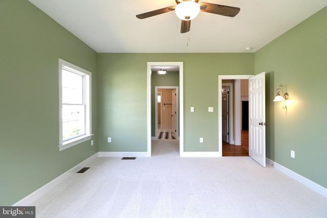 135 FERNLEAF CT, State College, PA 16801