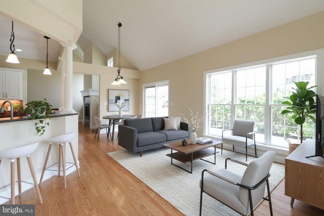 135 FERNLEAF CT, State College, PA 16801