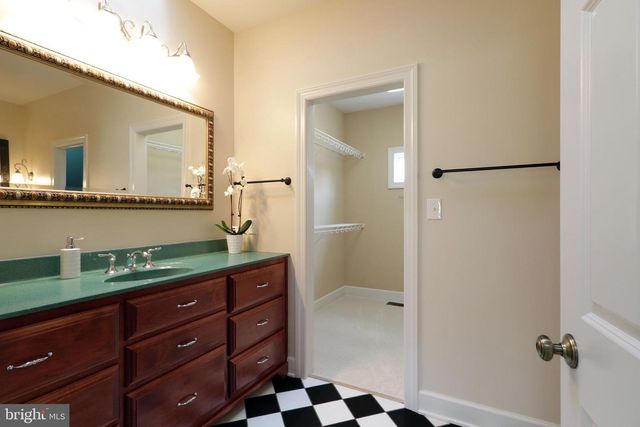 135 FERNLEAF CT, State College, PA 16801