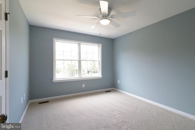 135 FERNLEAF CT, State College, PA 16801