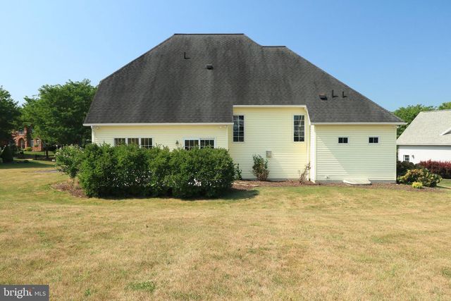 135 FERNLEAF CT, State College, PA 16801