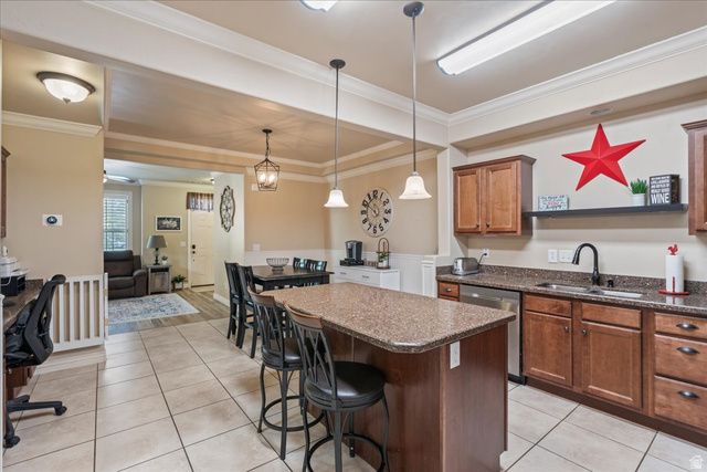 10638 S CAVE RUN LN, South Jordan, UT 84009