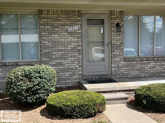 22173 Glenwood Street, Clinton Twp, MI 48035
