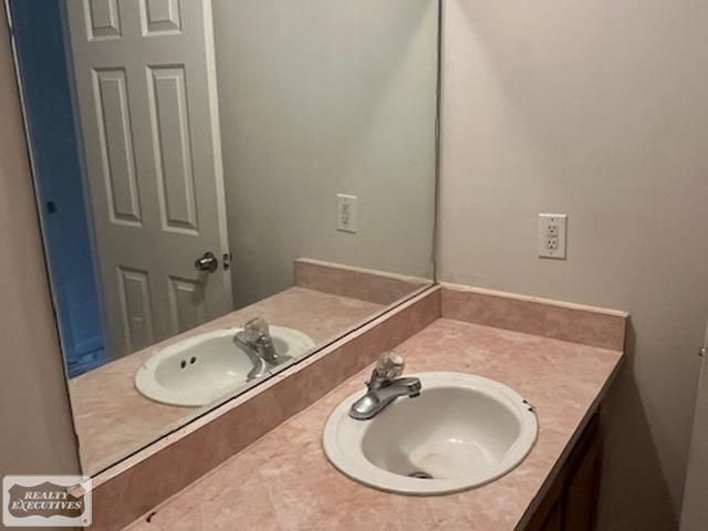 22173 Glenwood Street, Clinton Twp, MI 48035