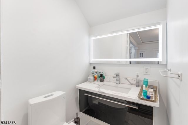 1147 Evergreen ave, Plainfield City, NJ 07060