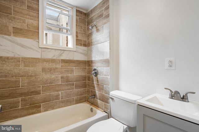 805 MCKEAN AVE, Baltimore, MD 21217