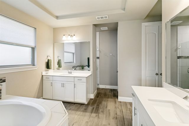 3205 Newsom Ridge Drive, Mansfield, TX 76063