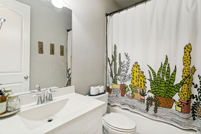 3205 Newsom Ridge Drive, Mansfield, TX 76063