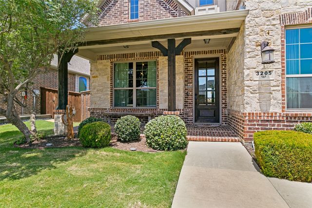 3205 Newsom Ridge Drive, Mansfield, TX 76063