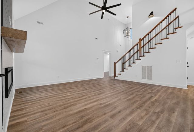 1717 Oliver Park Blvd, Clarksville, TN 37043