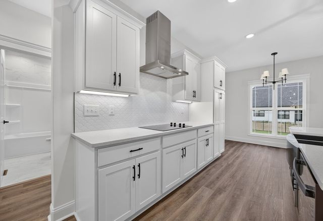 1717 Oliver Park Blvd, Clarksville, TN 37043