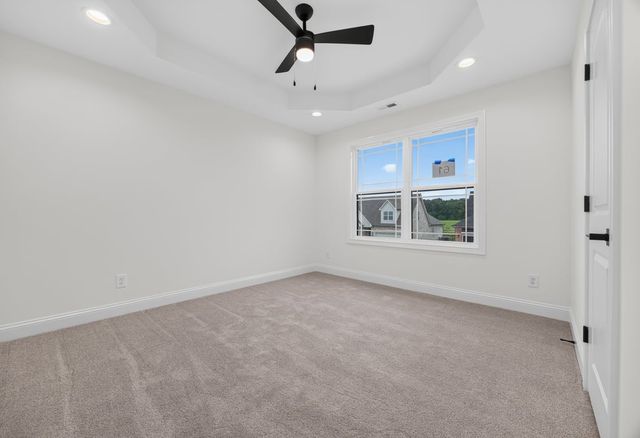 1717 Oliver Park Blvd, Clarksville, TN 37043