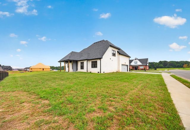1717 Oliver Park Blvd, Clarksville, TN 37043