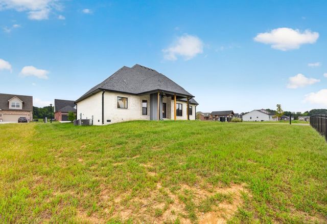 1717 Oliver Park Blvd, Clarksville, TN 37043