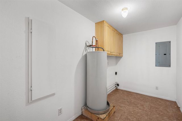 901 Crested Butte Drive, Hewitt, TX 76643