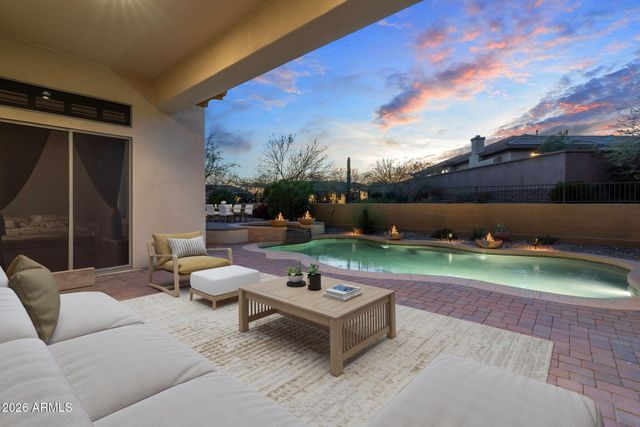 40704 N CLUB POINTE Drive, Anthem, AZ 85086