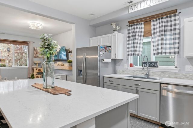 5307 Balustrade Boulevard SE, Lacey, WA 98513