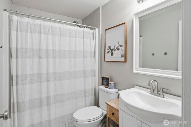 5307 Balustrade Boulevard SE, Lacey, WA 98513