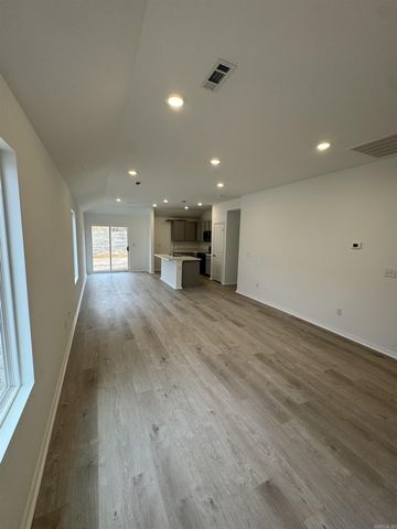 7040 Potomac Trail, Bauxite, AR 72011