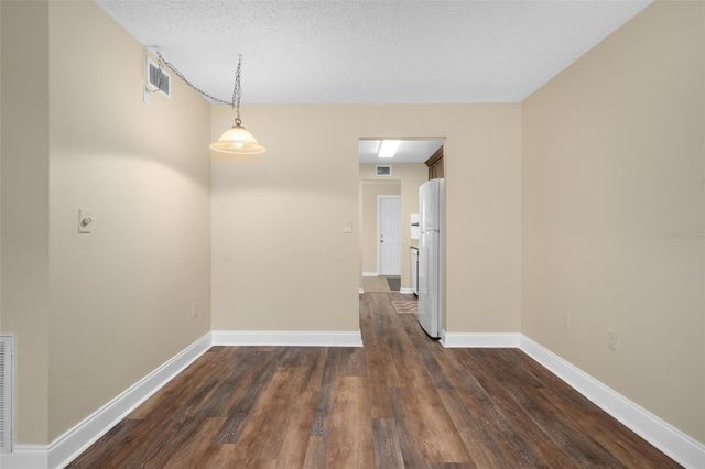 10033 64TH AVENUE N 4, St Petersburg, FL 33708