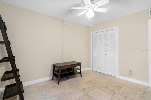 10033 64TH AVENUE N 4, St Petersburg, FL 33708