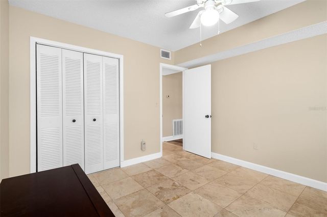 10033 64TH AVENUE N 4, St Petersburg, FL 33708
