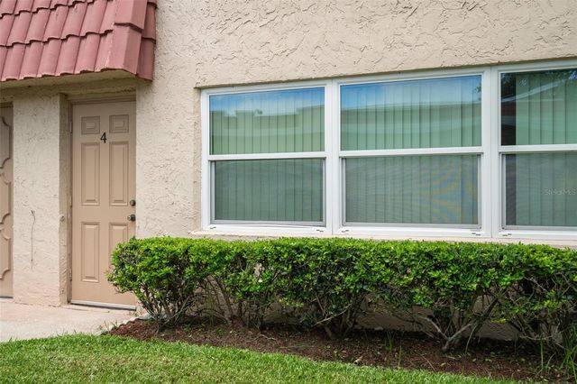 10033 64TH AVENUE N 4, St Petersburg, FL 33708