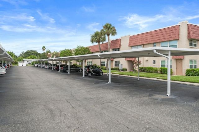 10033 64TH AVENUE N 4, St Petersburg, FL 33708