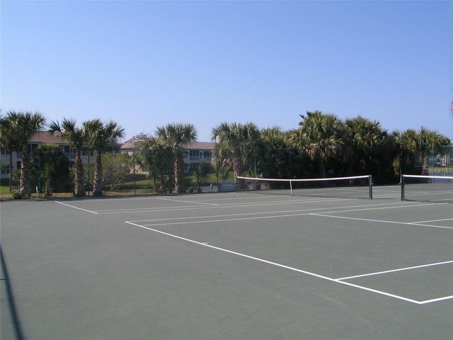 10033 64TH AVENUE N 4, St Petersburg, FL 33708