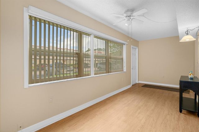 10033 64TH AVENUE N 4, St Petersburg, FL 33708