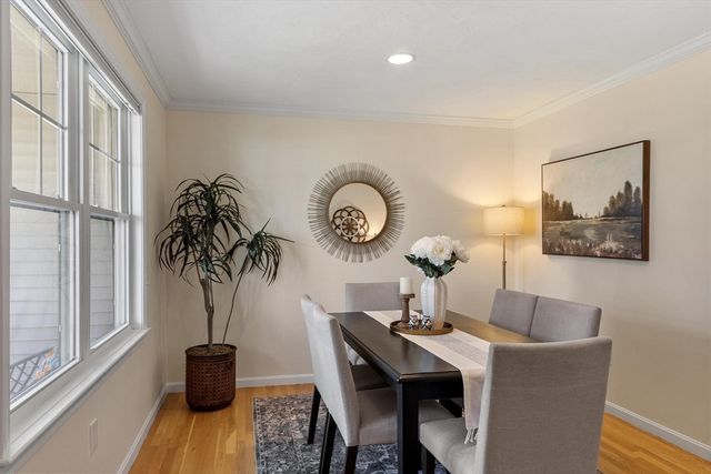 5 Westside Dr, Acton, MA 01720