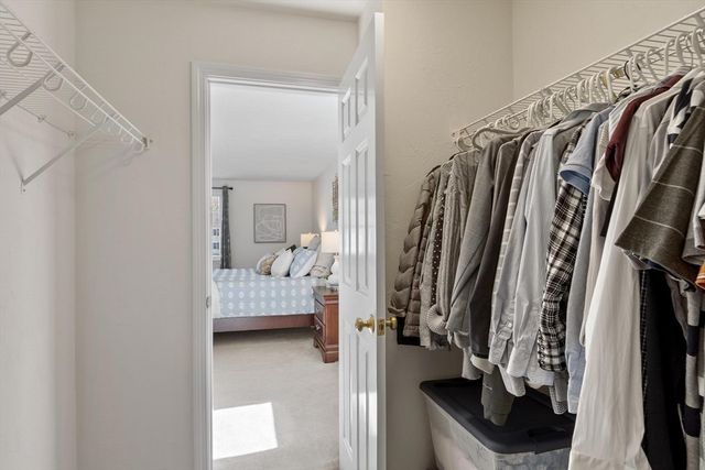 5 Westside Dr, Acton, MA 01720