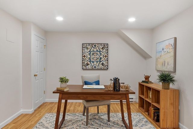 5 Westside Dr, Acton, MA 01720