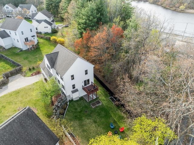 5 Westside Dr, Acton, MA 01720