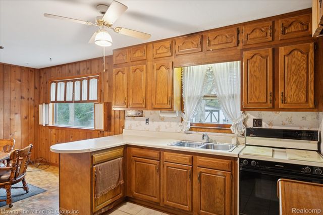 50710 W Huron River Drive, Van Buren Charter Township, MI 48111