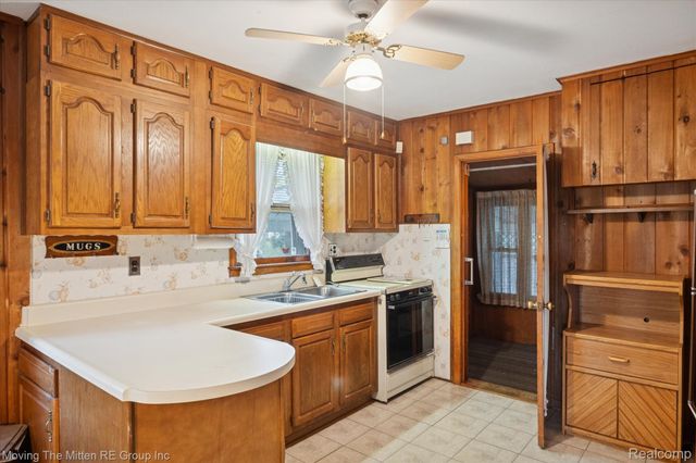 50710 W Huron River Drive, Van Buren Charter Township, MI 48111