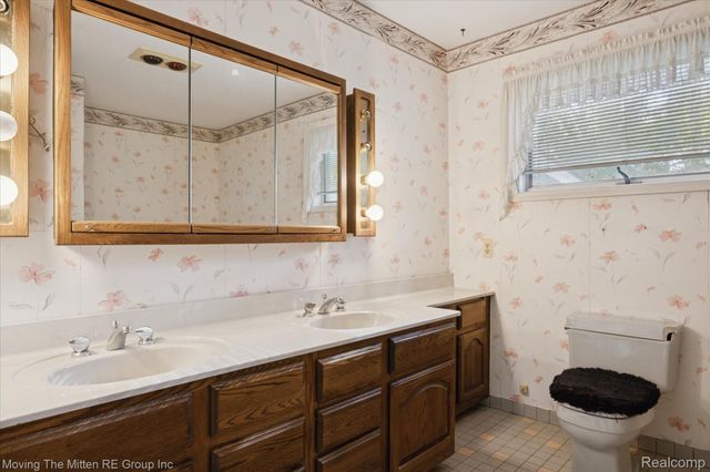 50710 W Huron River Drive, Van Buren Charter Township, MI 48111