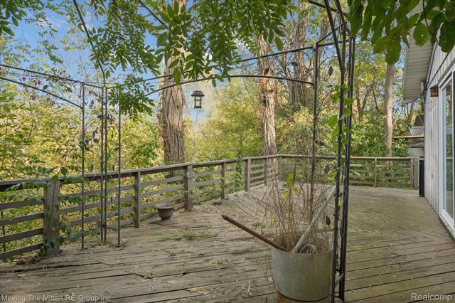 50710 W Huron River Drive, Van Buren Charter Township, MI 48111