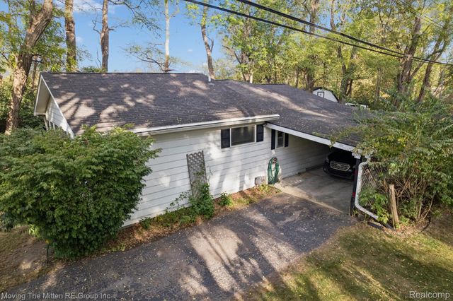 50710 W Huron River Drive, Van Buren Charter Township, MI 48111