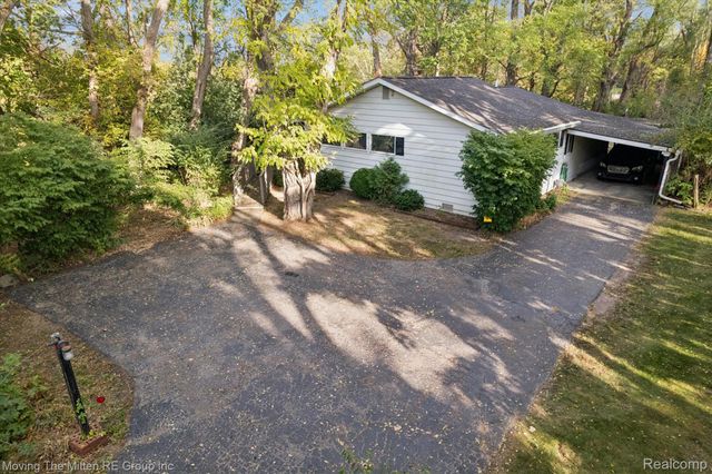 50710 W Huron River Drive, Van Buren Charter Township, MI 48111