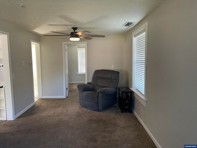 620 23rd St SE, Salem, OR 97301