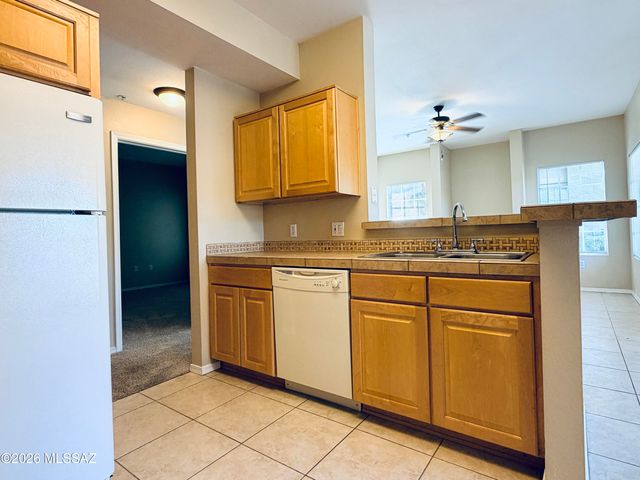 1500 E Pusch Wilderness Dr Unit 3104, Tucson, AZ 85737
