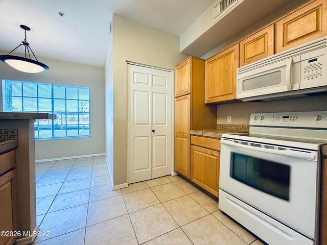 1500 E Pusch Wilderness Dr Unit 3104, Tucson, AZ 85737
