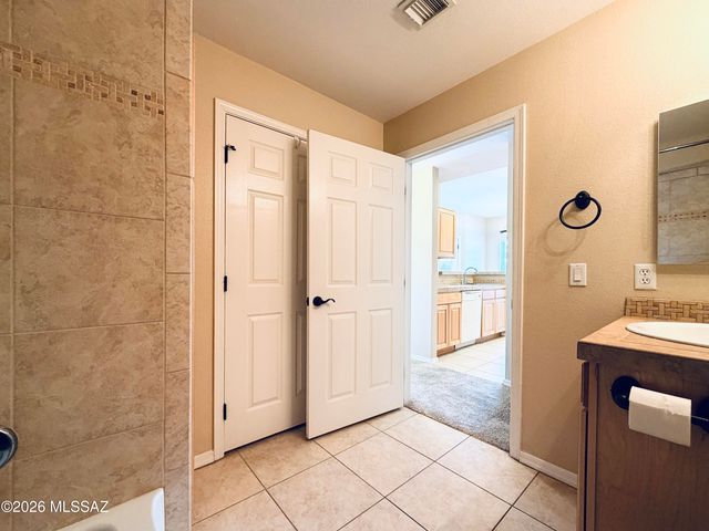 1500 E Pusch Wilderness Dr Unit 3104, Tucson, AZ 85737