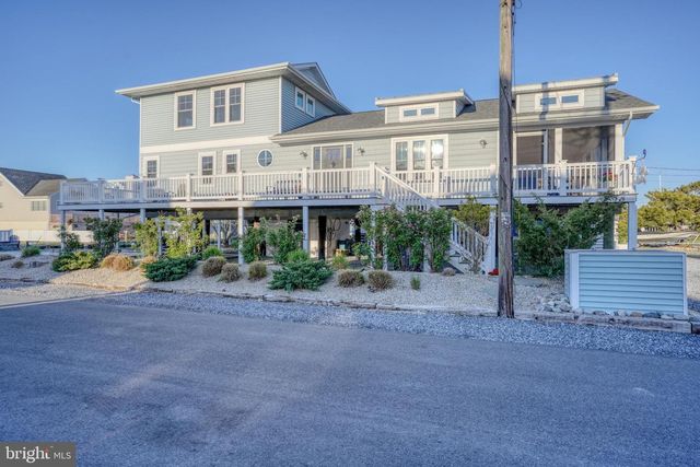 45 W DAGSBORO ST, Fenwick Island, DE 19944