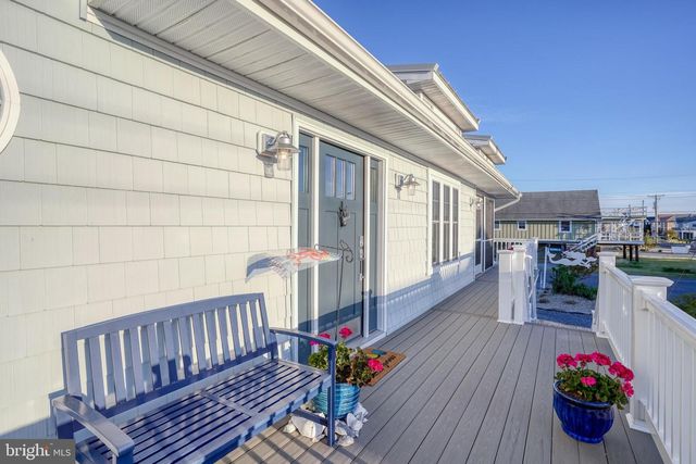 45 W DAGSBORO ST, Fenwick Island, DE 19944