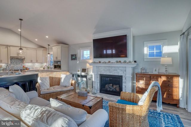 45 W DAGSBORO ST, Fenwick Island, DE 19944