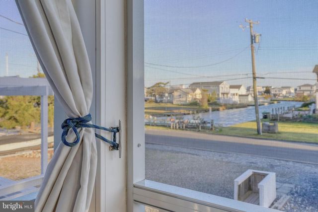 45 W DAGSBORO ST, Fenwick Island, DE 19944