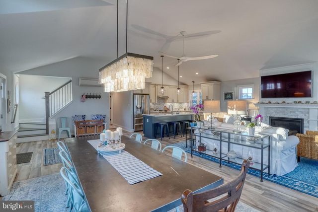 45 W DAGSBORO ST, Fenwick Island, DE 19944